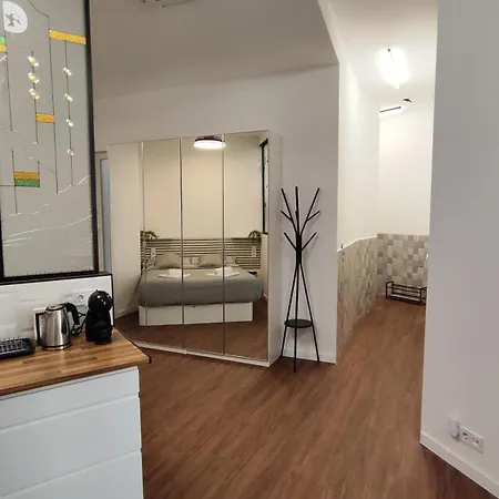 Reina Apartment Valencia