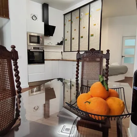 Apartment Reina *