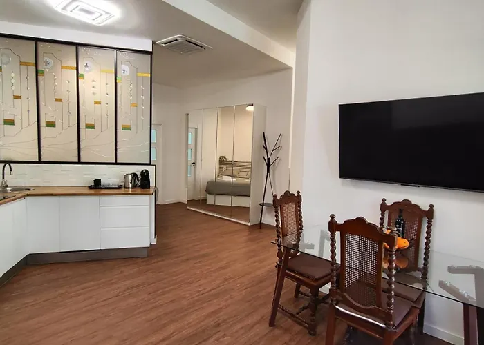 Reina Apartment Valencia