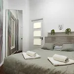 Reina Апартаменты